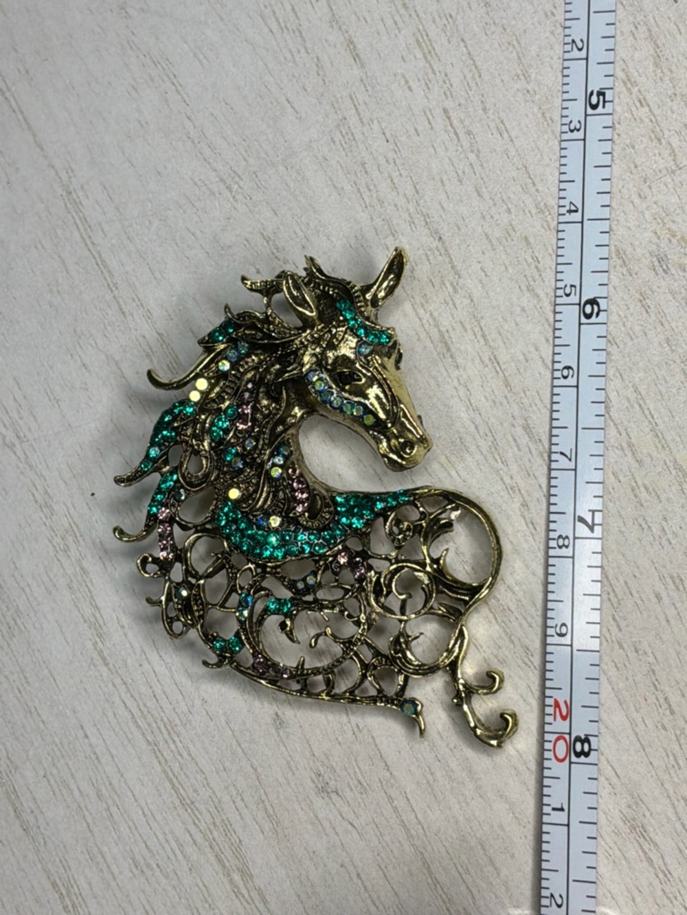 Gold Tone Horse Brooch Teal Rhinestone Filigree Statement Pin - Picture 2 of 3